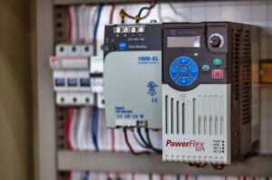 curso de caracterización y uso del controlador lógico programable del sena