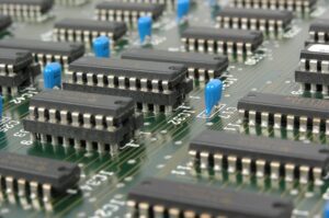 curso de identificación y análisis de circuitos integrados y compuertas lógicas del sena, cursos de electrónica sena, cursos de electricidad sena virtual gratis