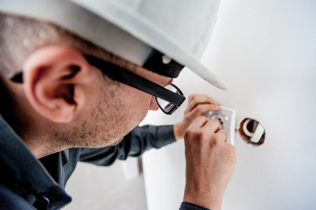 curso de instalaciones eléctricas domiciliarias del sena, cursos de electrónica sena, cursos de electricidad sena virtual gratis