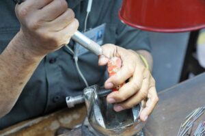 curso de metales preciosos y aleaciones para joyería del sena, artesanias sena